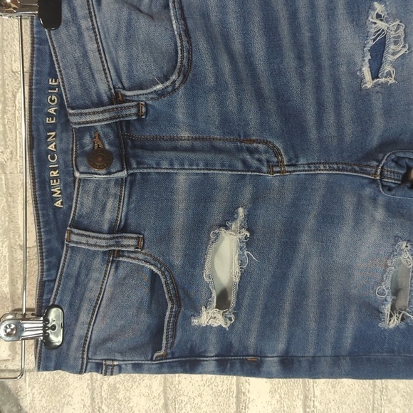 American Eagle High Rise Jegging Backed Distressed Next Level Stretch Size 6 - Picture 5 of 8